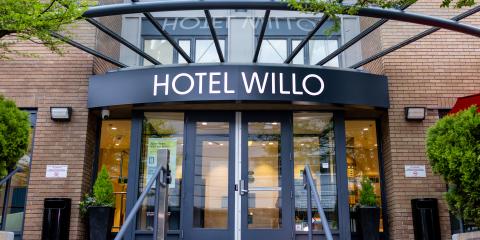 Hotel Willo (formerly YWCA Hotel Vancouver) - Front Entrance