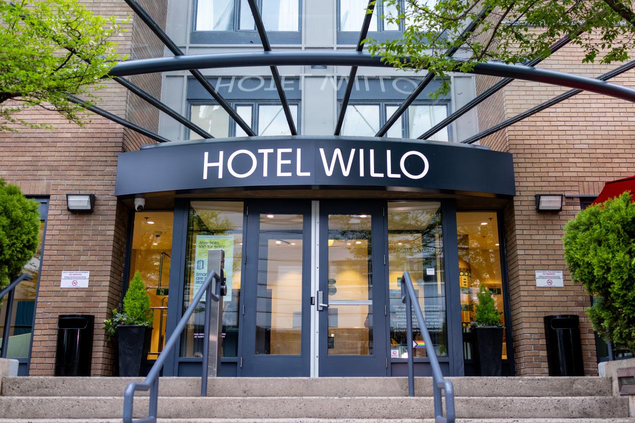 Hotel Willo (formerly YWCA Hotel Vancouver) - Front Entrance