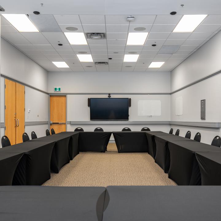 Combined Royal Bank and Canfor room - Board Room - Hotel Willo in Vancouver Meeting room rentals